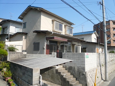 西区 賃貸 中島借家西側